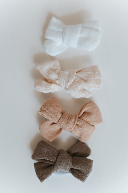 Still and wild bow clips